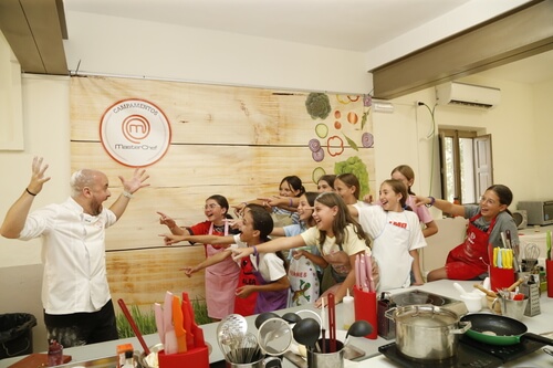 Aprenderás a cocinar de la mano de los profesores y culinarios de los programas MasterChef y MasterChef Junior
